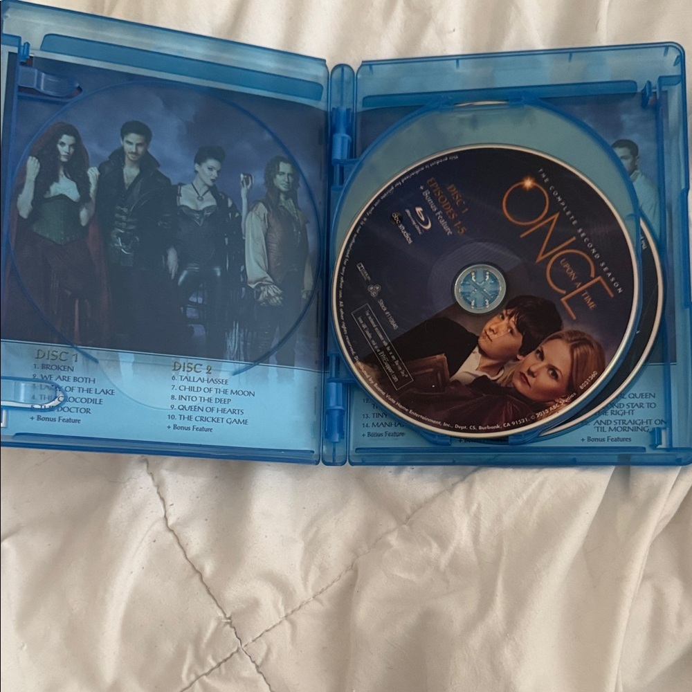 Once Upon a Time Season 2 Blu-ray - Picture 3 of 5